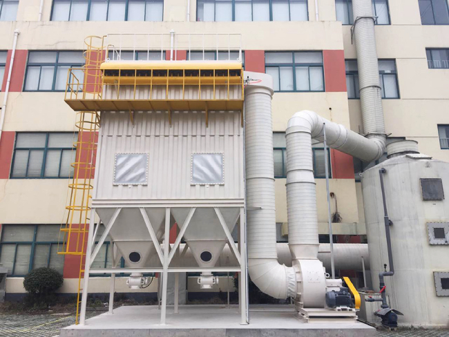 脈衝布袋（dài）除塵係統+活性炭吸附脫附再（zài）生設備